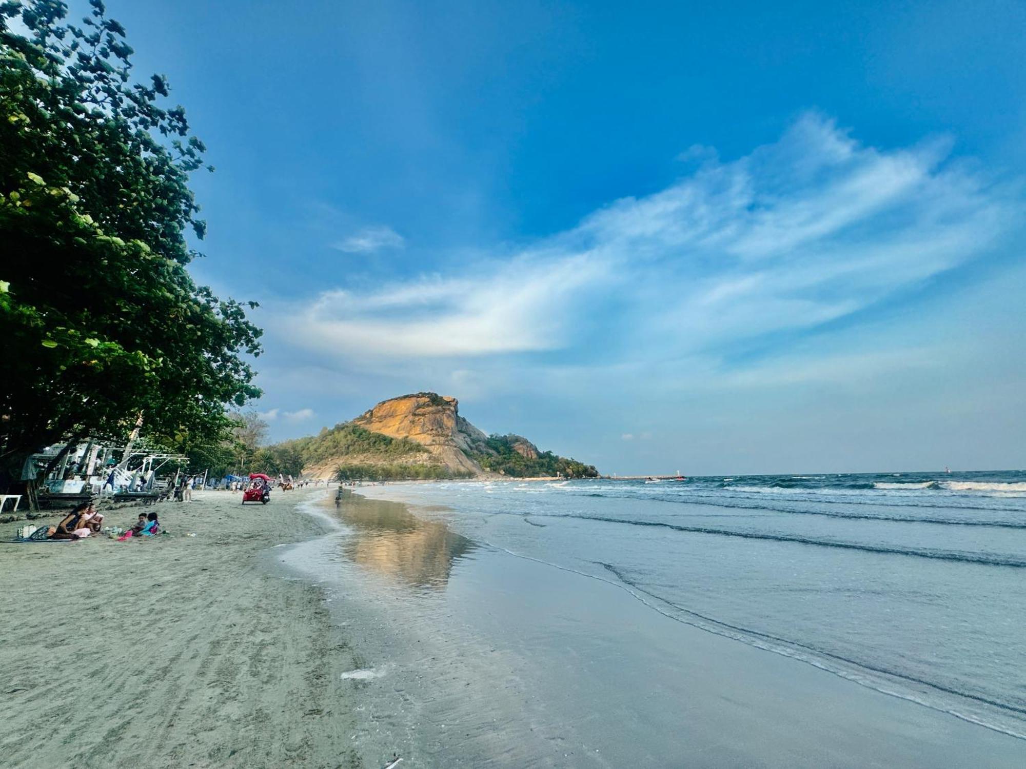 Sea&Mountain View,5 Mins Walk To Famous Beach With King Size Bed HHQ Exterior foto