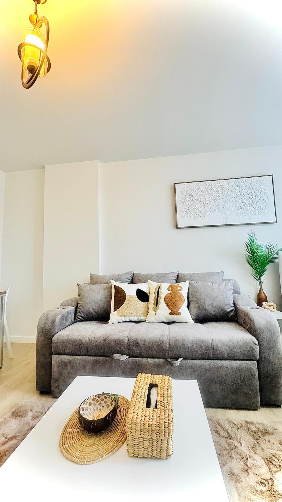 Sea&Mountain View,5 Mins Walk To Famous Beach With King Size Bed HHQ Exterior foto