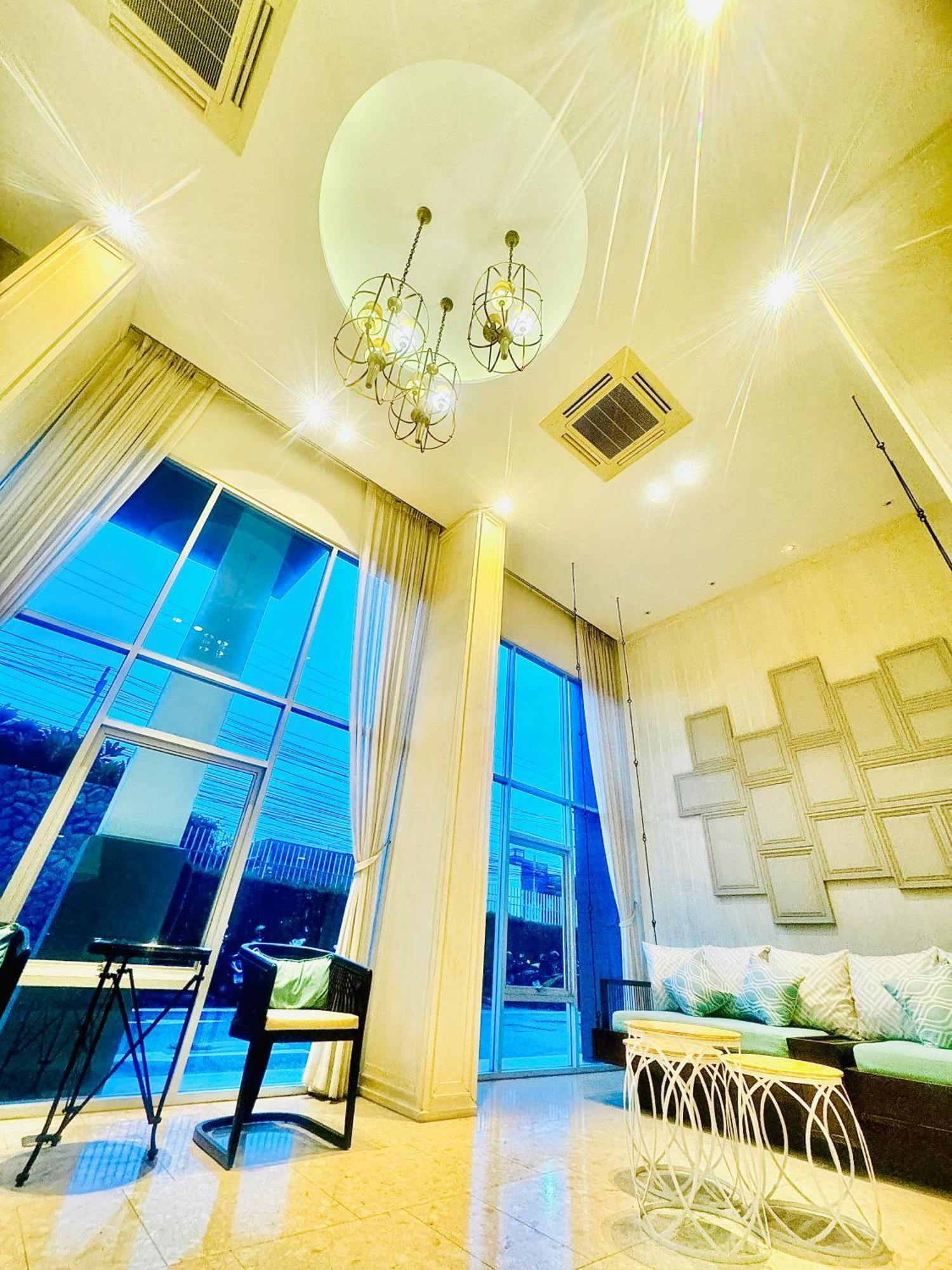 Sea&Mountain View,5 Mins Walk To Famous Beach With King Size Bed HHQ Exterior foto