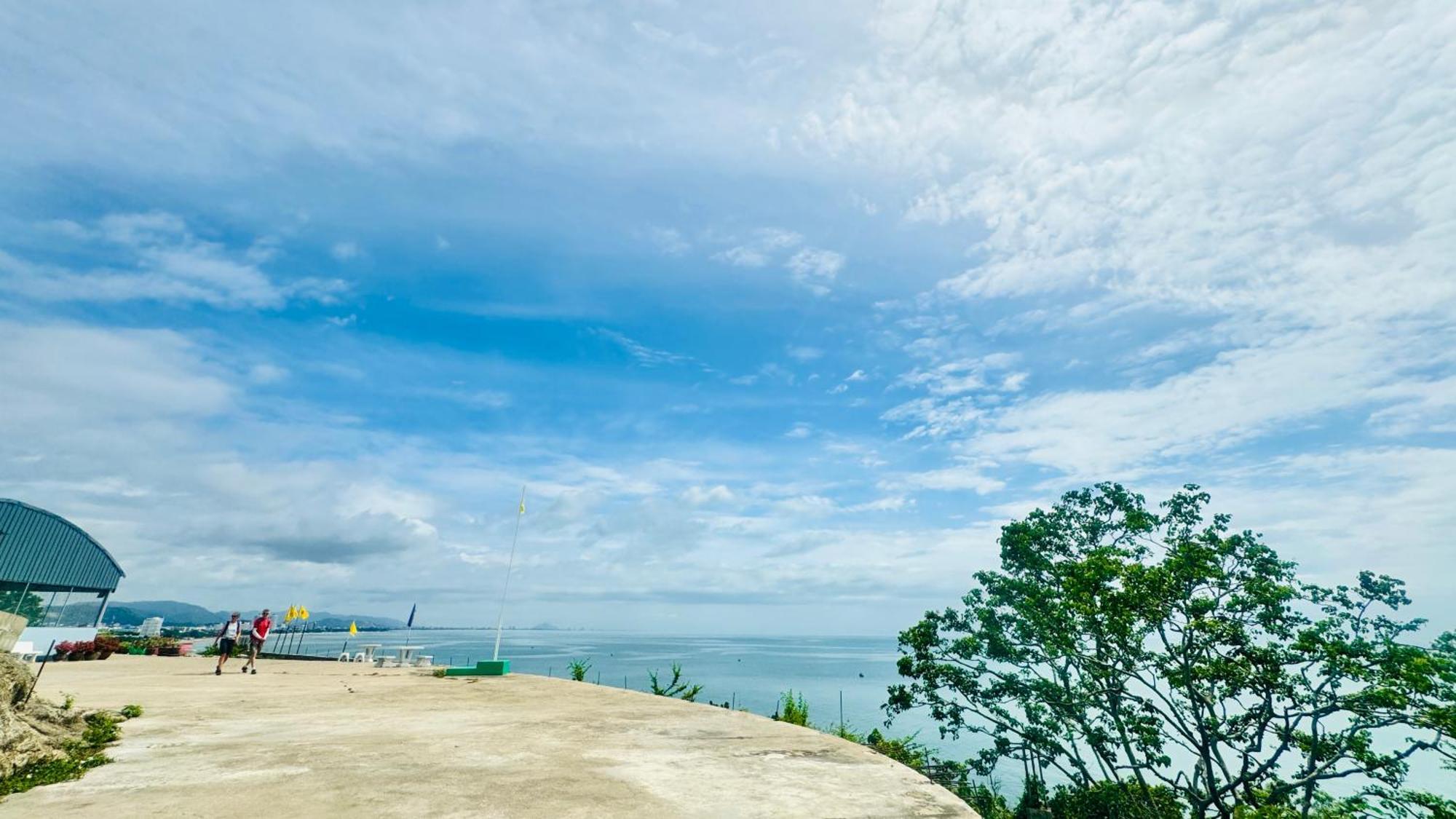 Sea&Mountain View,5 Mins Walk To Famous Beach With King Size Bed HHQ Exterior foto